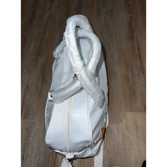 Moroccanoil White Vinyl Carry-On Overnight Travel Duffle Bag – 18x7x12 - Picture 5 of 15